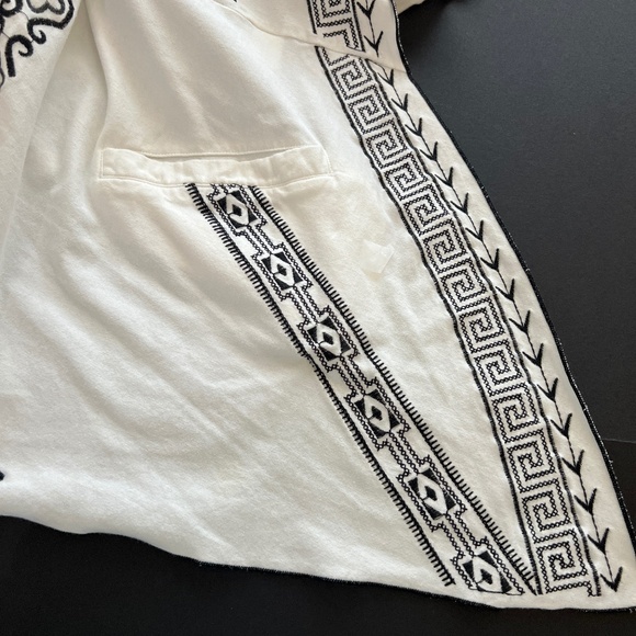 Michael Farrell Southwestern White Embroidered High Low Boho Jacket in size L - Picture 8 of 10